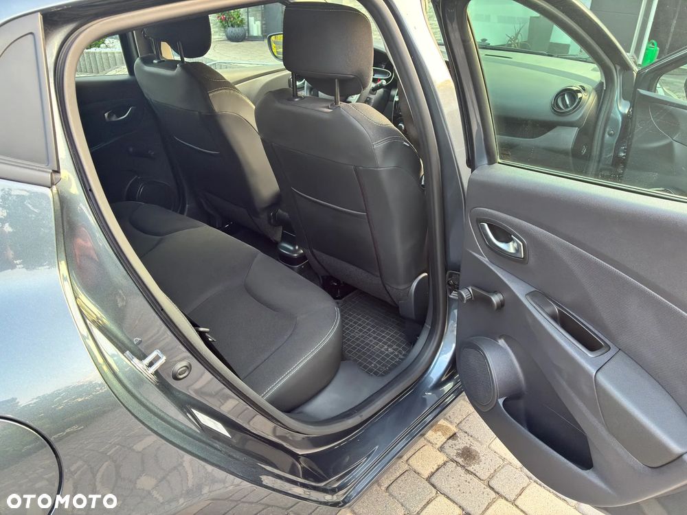 Renault Clio - 9