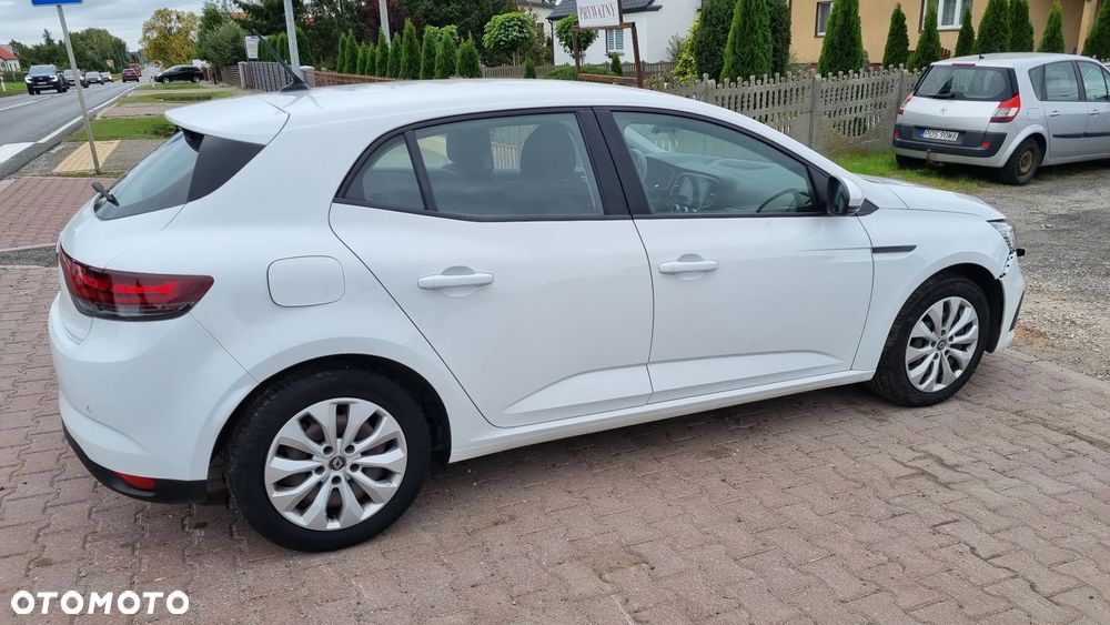 Renault Megane 1.5 Blue dCi Business - 12