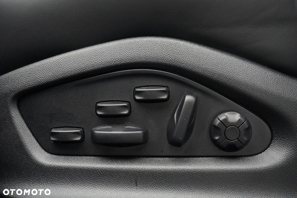 Porsche Cayenne - 19