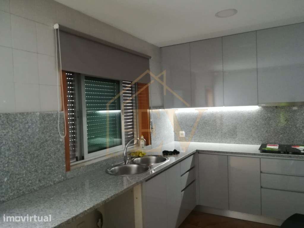 Moradia T3 com logradouro Fermentões l Guimarães - Grande imagem: 2/17