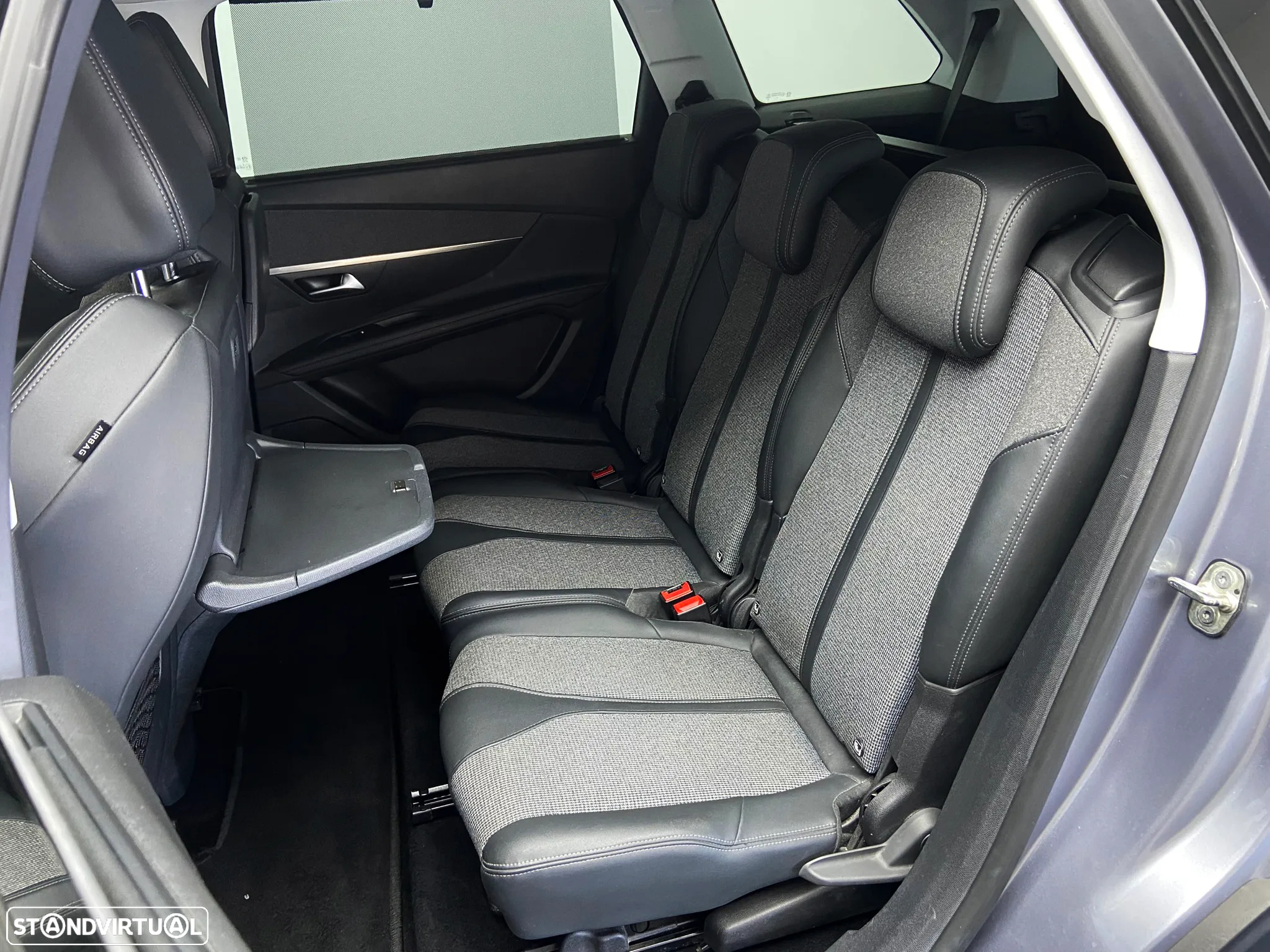 Peugeot 5008 1.5 BlueHDi Allure - 11