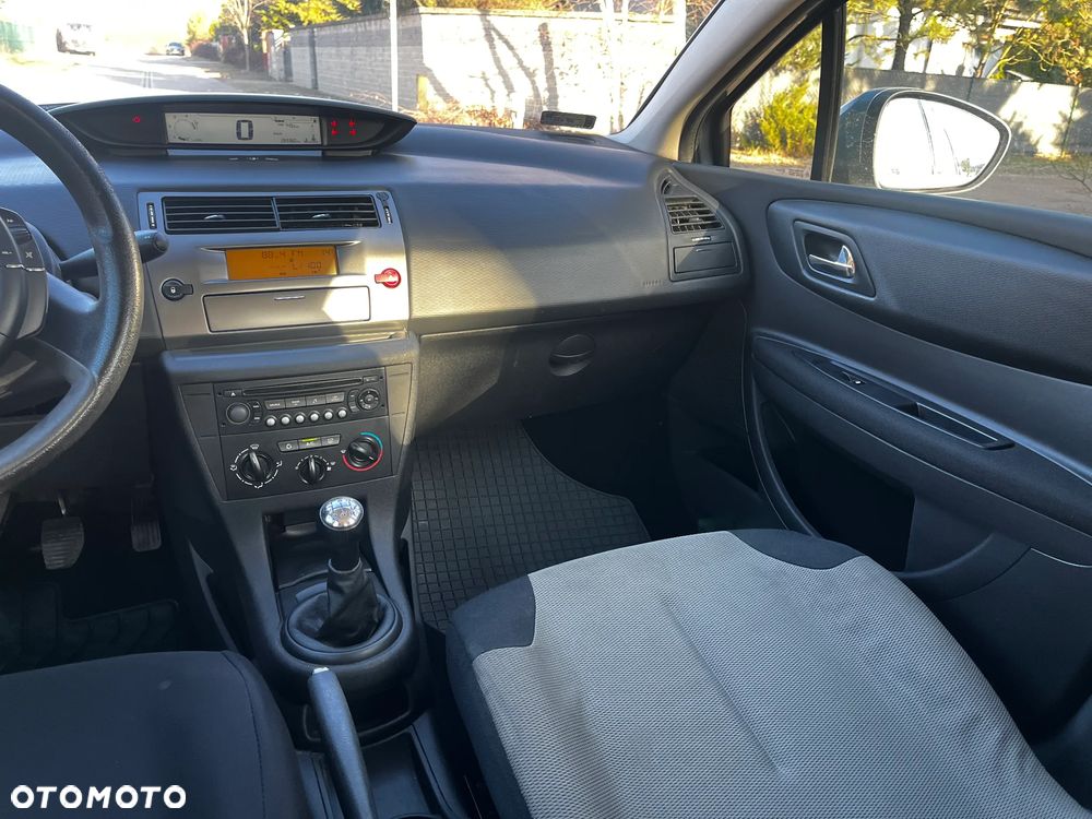 Citroën C4 1.6 HDi Equilibre - 19