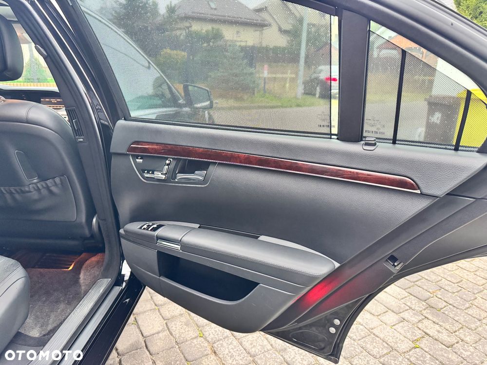 Mercedes-Benz Klasa S 400 HYBRID L - 13