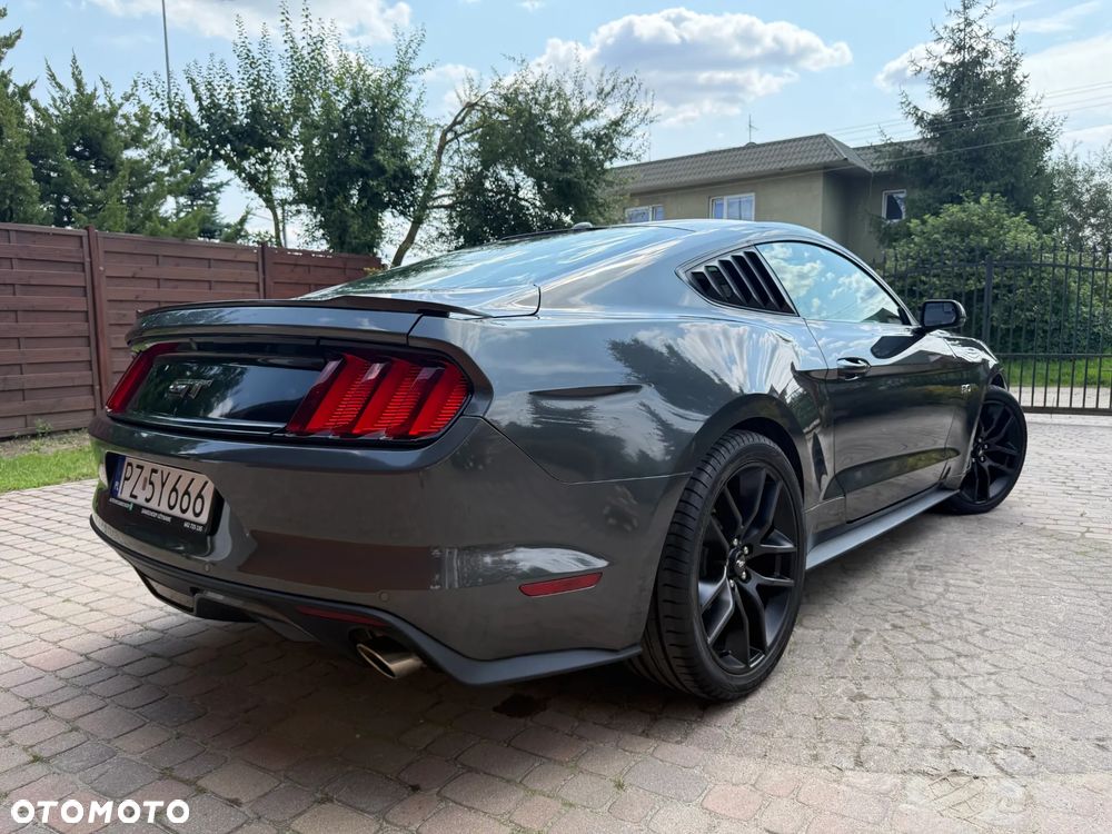 Ford Mustang 5.0 V8 GT - 18