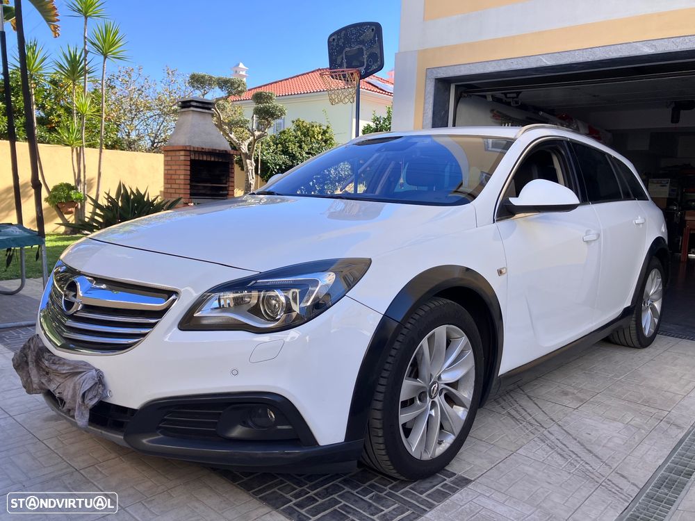 Opel Insignia Country Tourer 2.0 CDTi S/S - 1