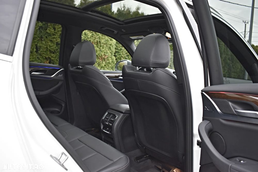 BMW X3 xDrive30i Aut. - 12