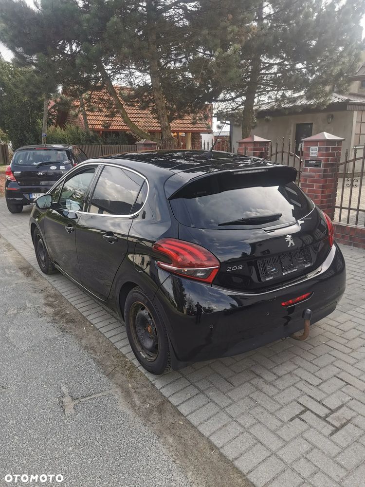 Peugeot 208 BlueHDi 100 Active Pack - 5