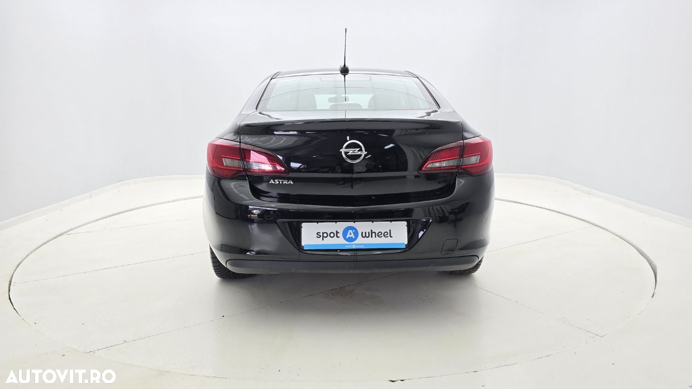 Opel Astra - 7