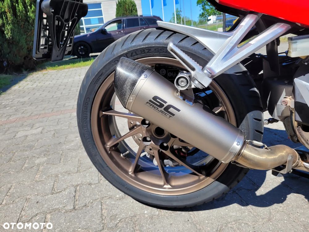 Honda VFR - 9
