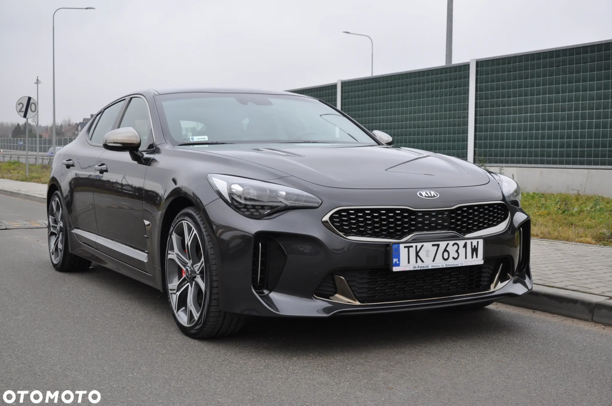 Kia Stinger 3.3 T-GDI V6 GT AWD - 18