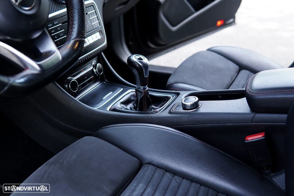 Mercedes-Benz A 180 CDI AMG Line - 45