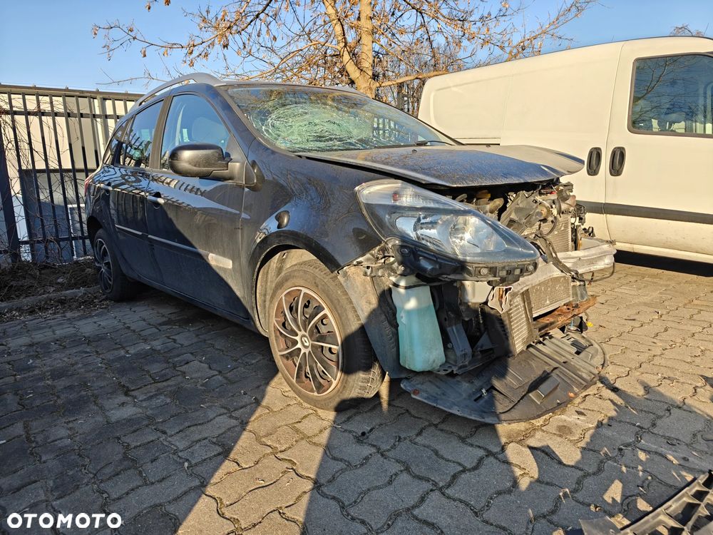 Renault Clio 1.5 dCi Authentique - 13