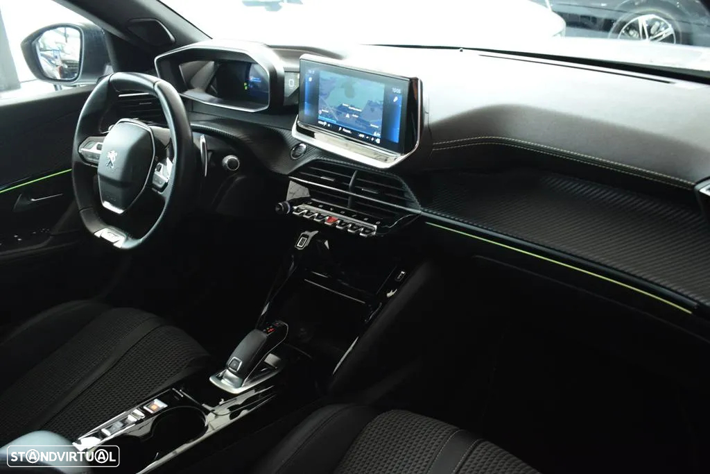 Peugeot 2008 1.5 BlueHDi GT Line EAT8 - 43