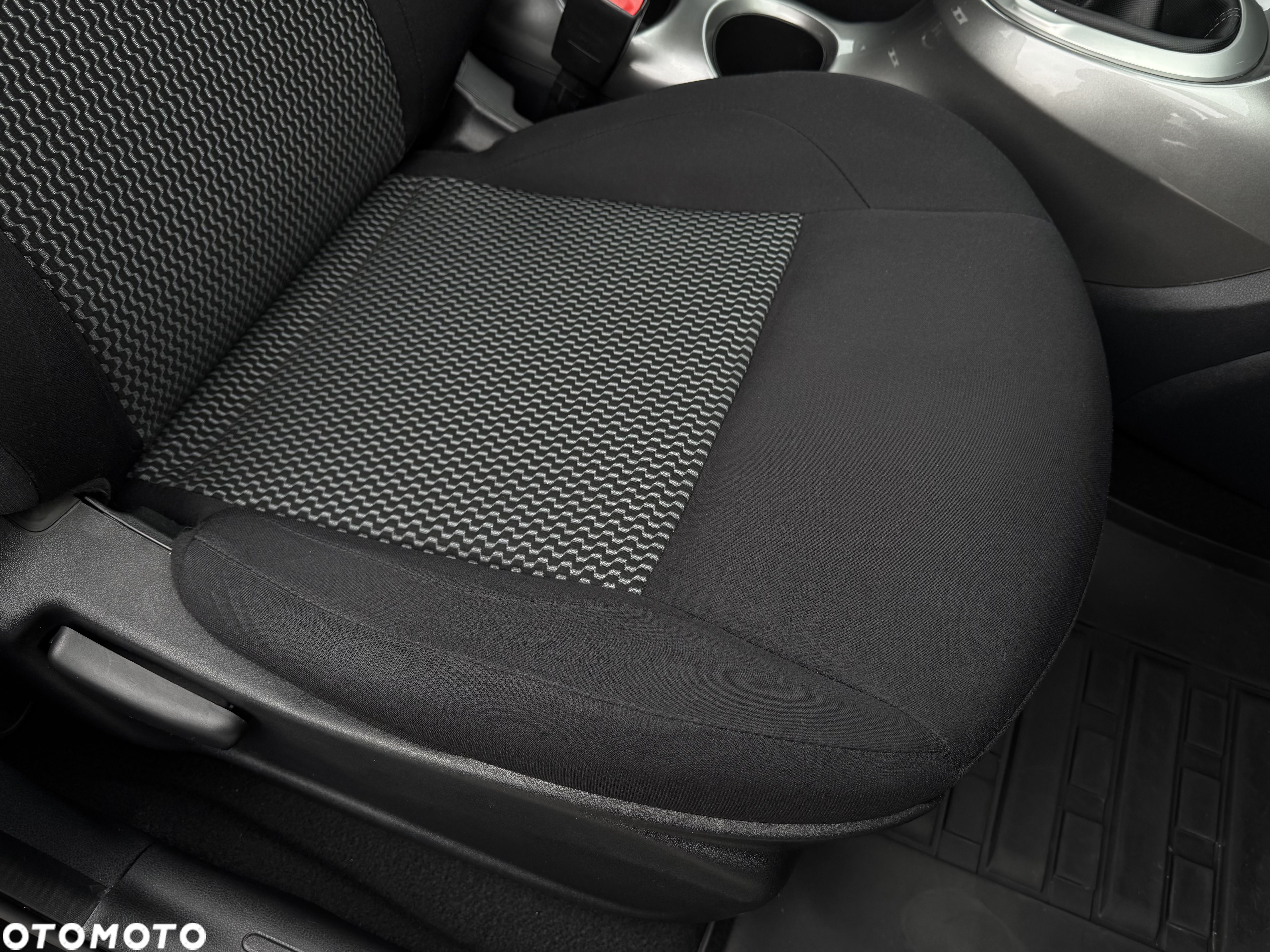 Nissan Juke 1.2 DIG-T Acenta - 26