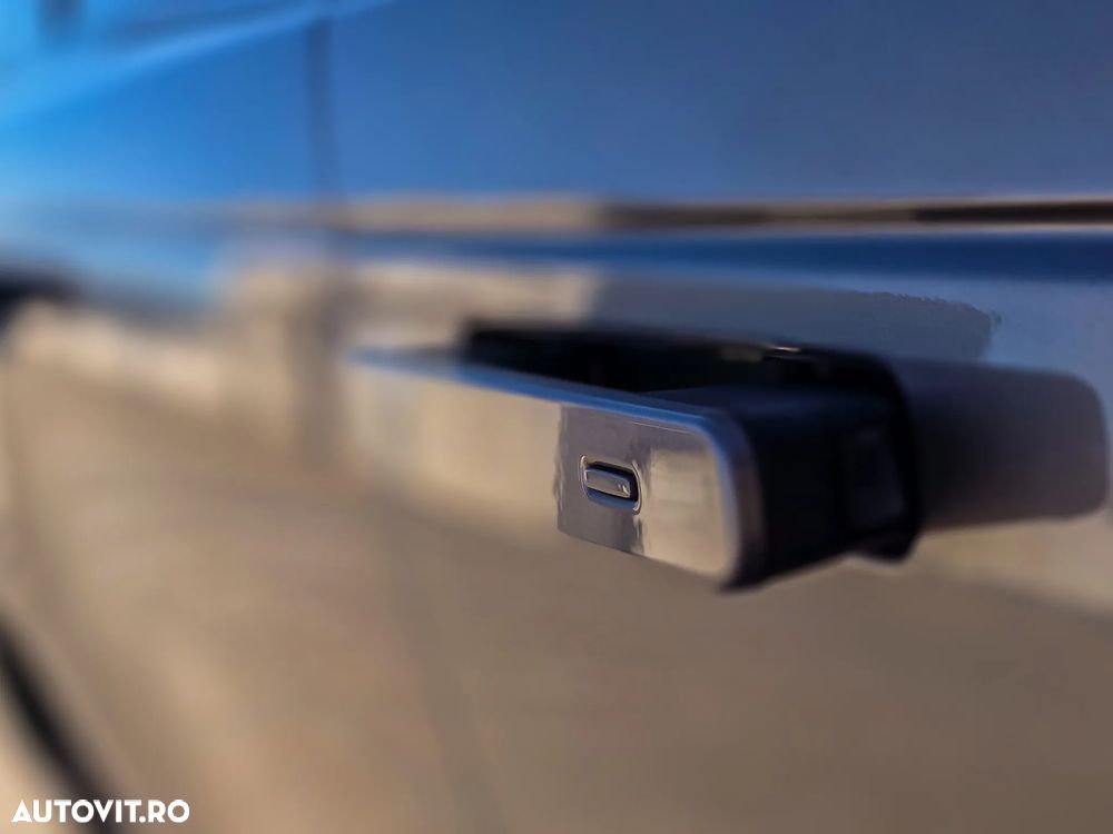 Land Rover Range Rover Velar 2.0 SE - 9