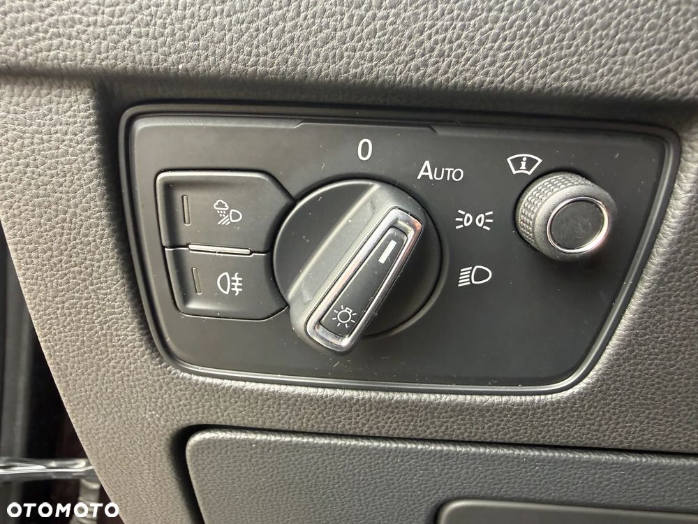 Volkswagen Arteon 2.0 TDI SCR 4Motion DSG Elegance - 16