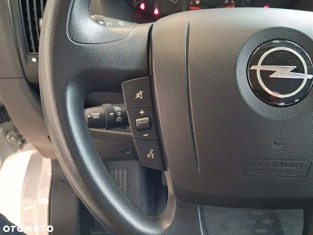 Opel Movano - 13