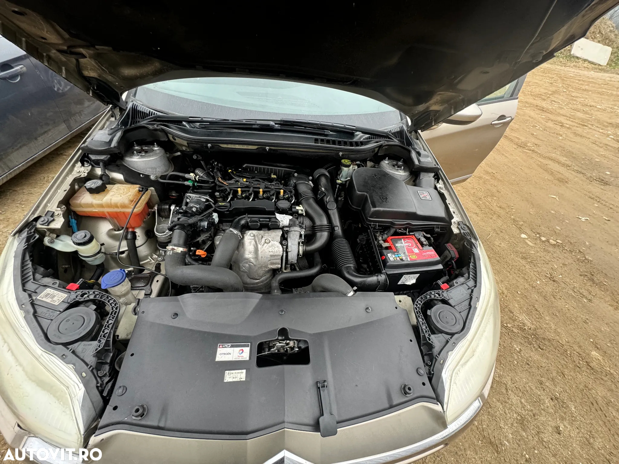 Dezmembram Citroen c5 1.6hdi 2010 - 12