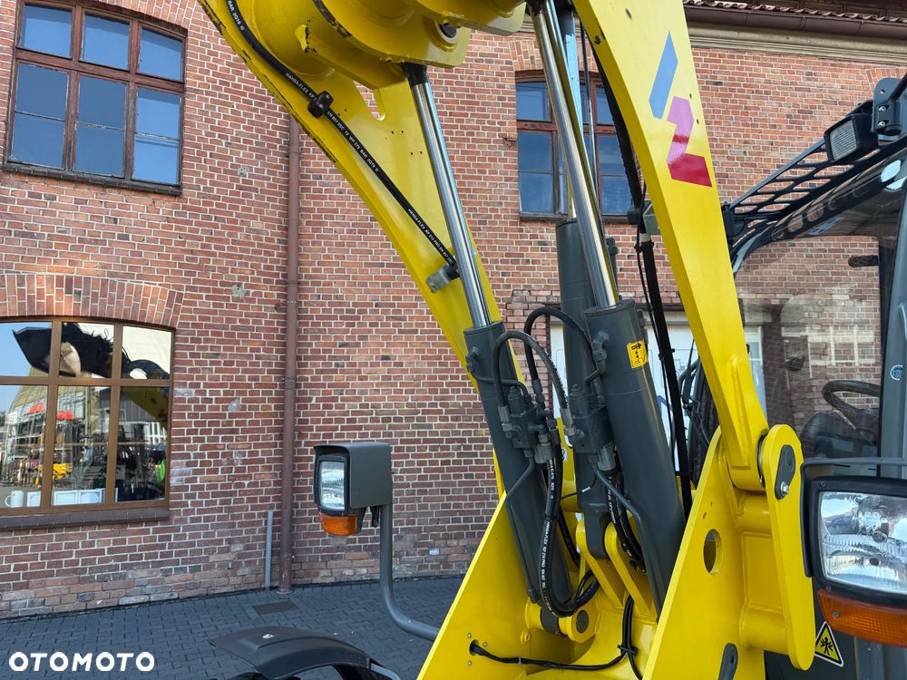 Wacker Neuson WL44 - 11
