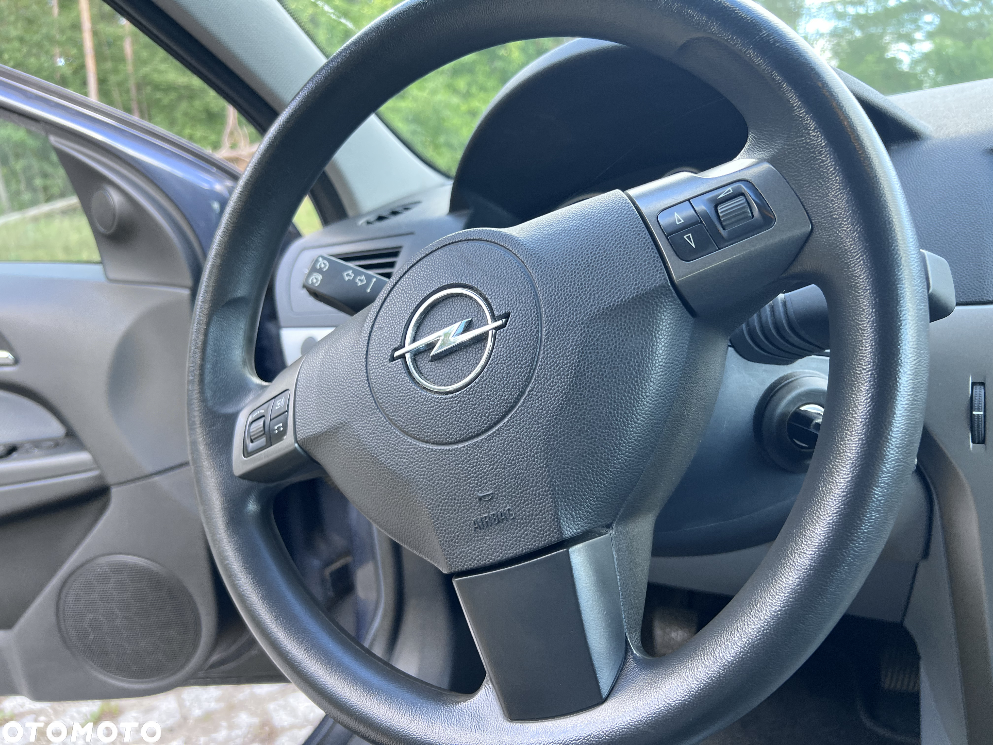 Opel Astra GTC 1.4 - 20