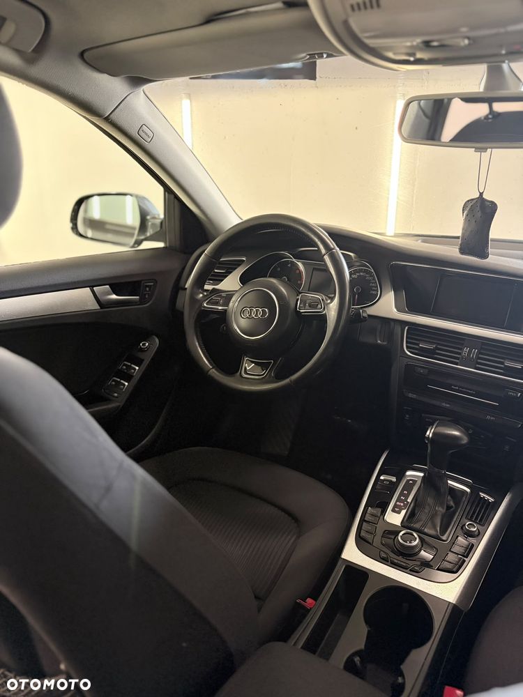 Audi A4 Avant 2.0 TDI Quattro S tronic - 10