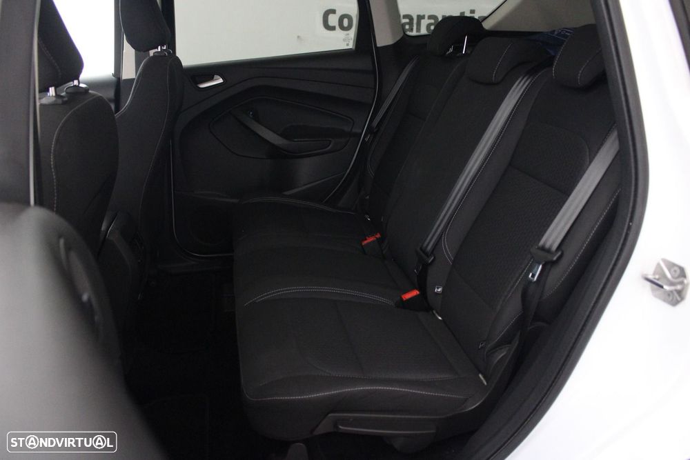 Ford Kuga 1.5 TDCi Titanium - 34