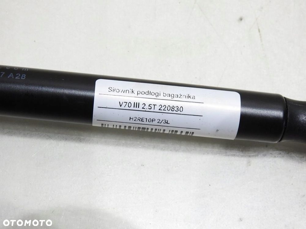SIŁOWNIK TELESKOP PODŁOGI BAGAŻNIKA VOLVO V70 III - 5