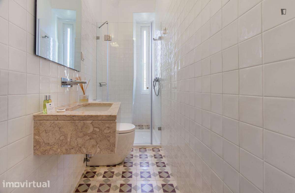 Apartamento com 2 quartos - localizado em Bairro Alto Lisbon - Grande imagem: 2/35