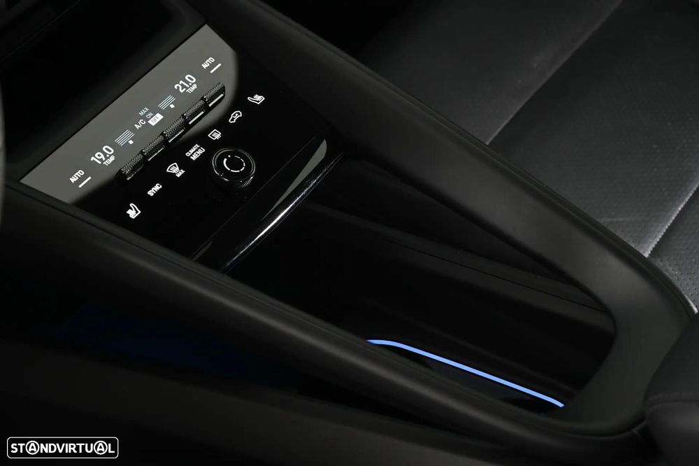 Porsche Macan Electric 4 - 29