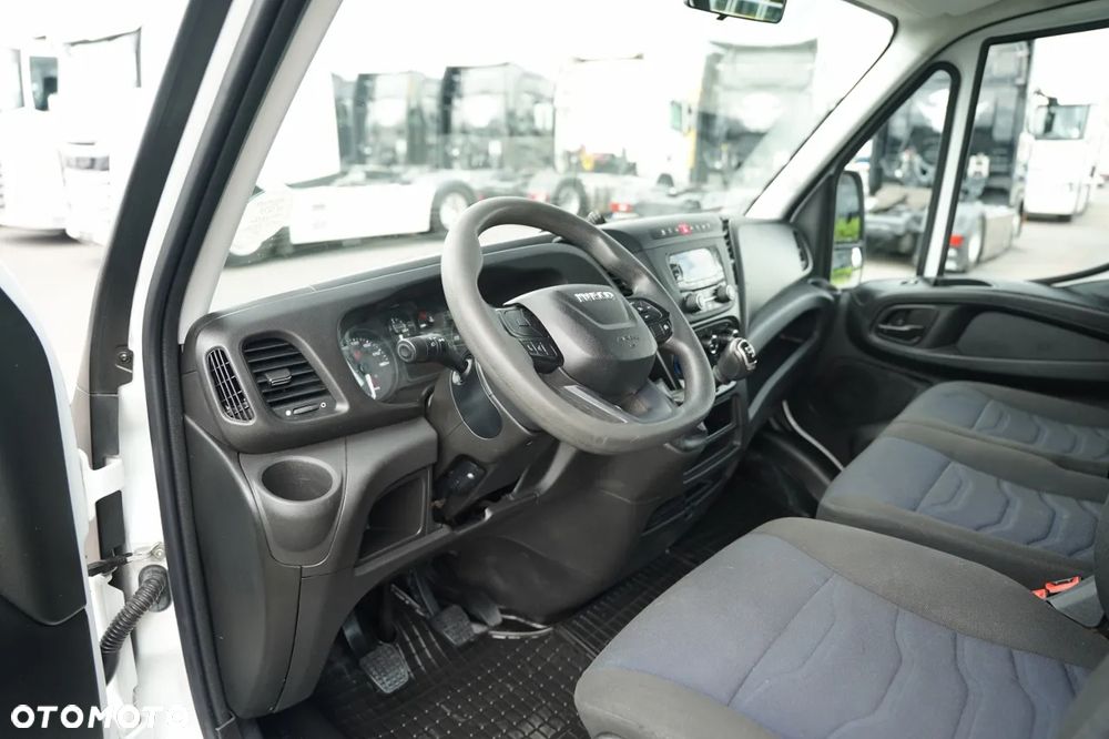 Iveco DAILY 35-160 / SKRZYNIOWY 4 M / MANUAL / BLIŹNIAK / 2020 / SPROWADZONY - 18