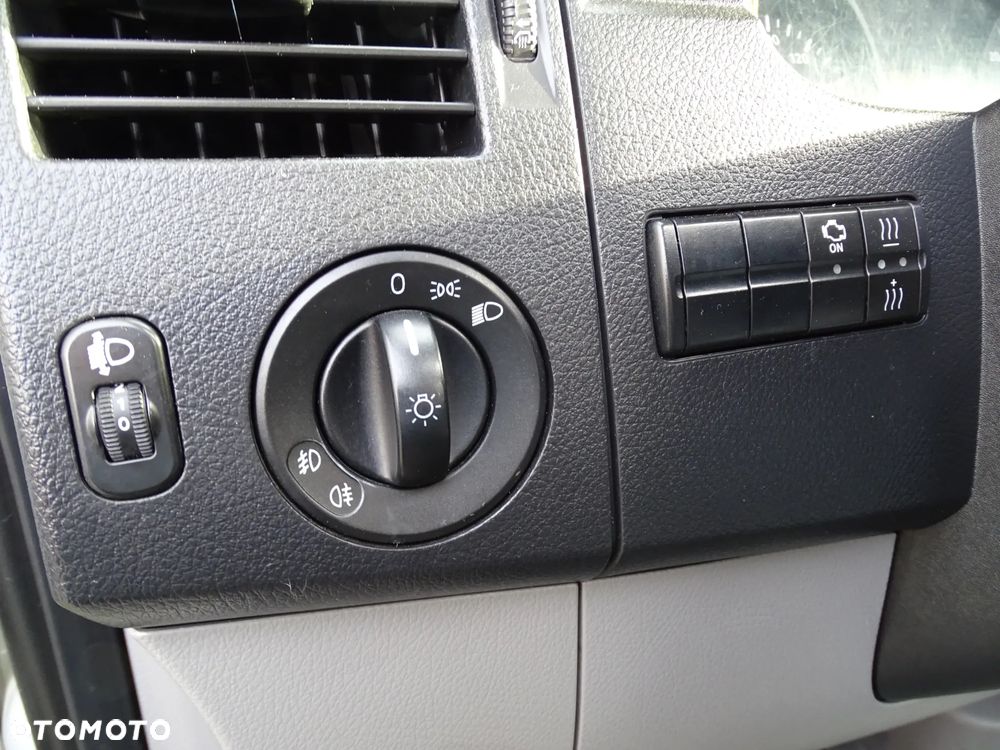 Mercedes-Benz SPRINTER - 26