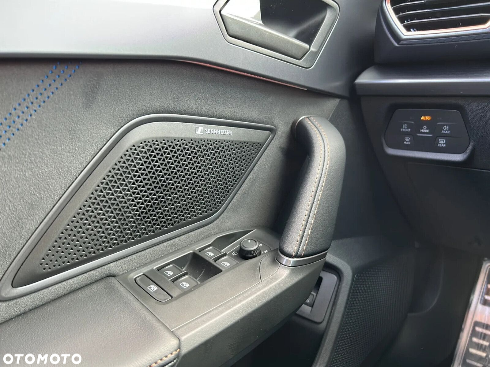 Cupra Formentor - 16