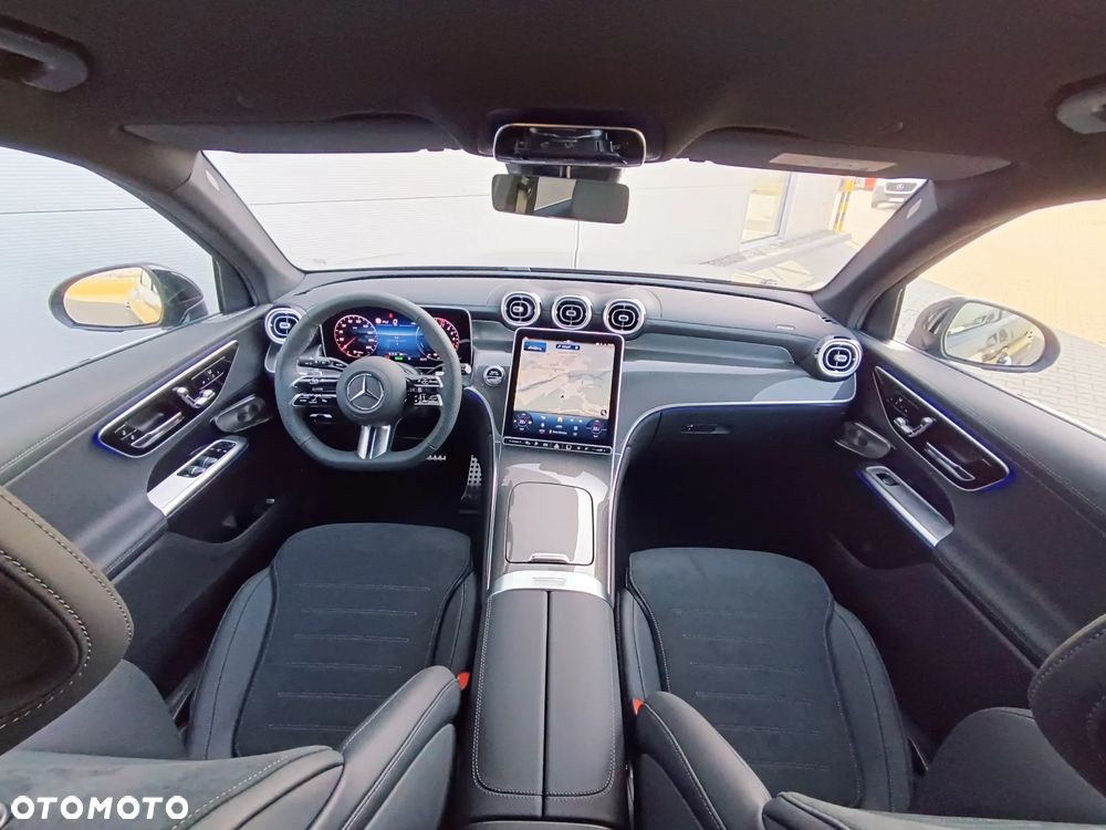 Mercedes-Benz GLC - 7