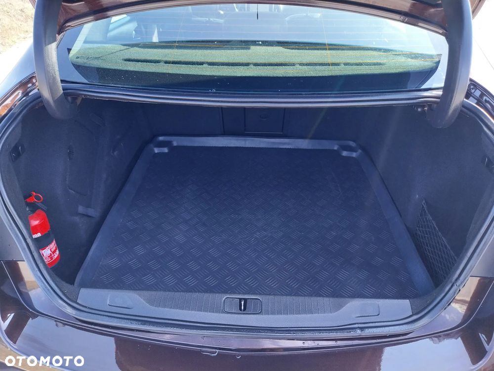 Opel Astra 1.4 T Executive EU6 - 35