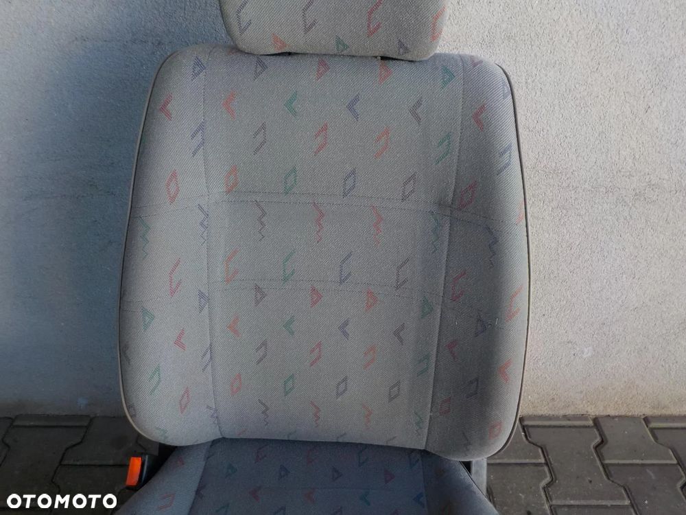 VW T4 FOTEL SIEDZENIE KIEROWCY - 4