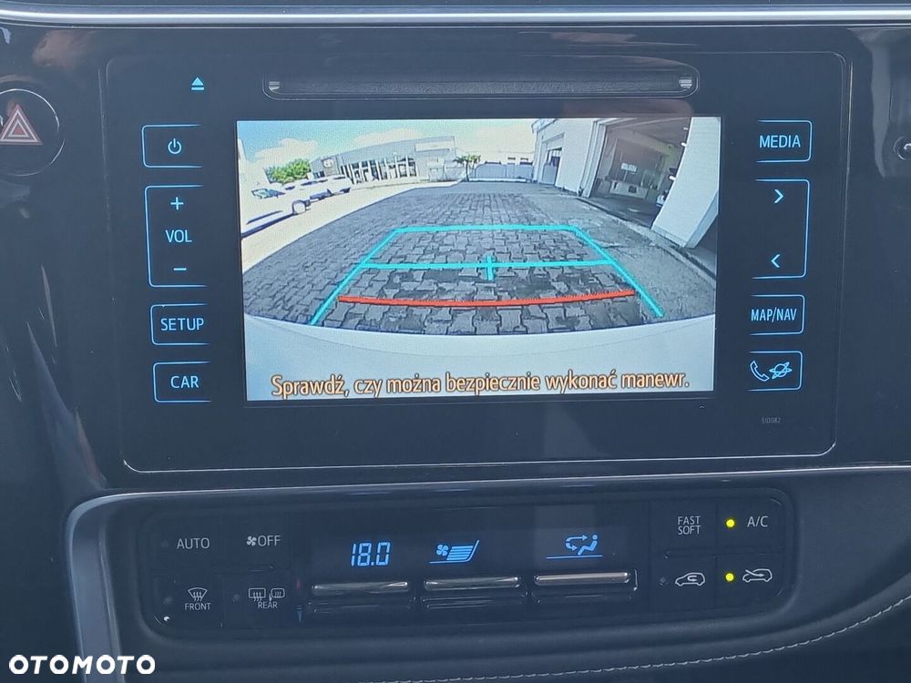 Toyota Auris - 18