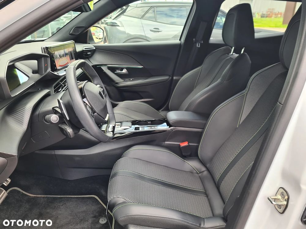 Peugeot 2008 1.2 PureTech GT S&S EAT8 - 9