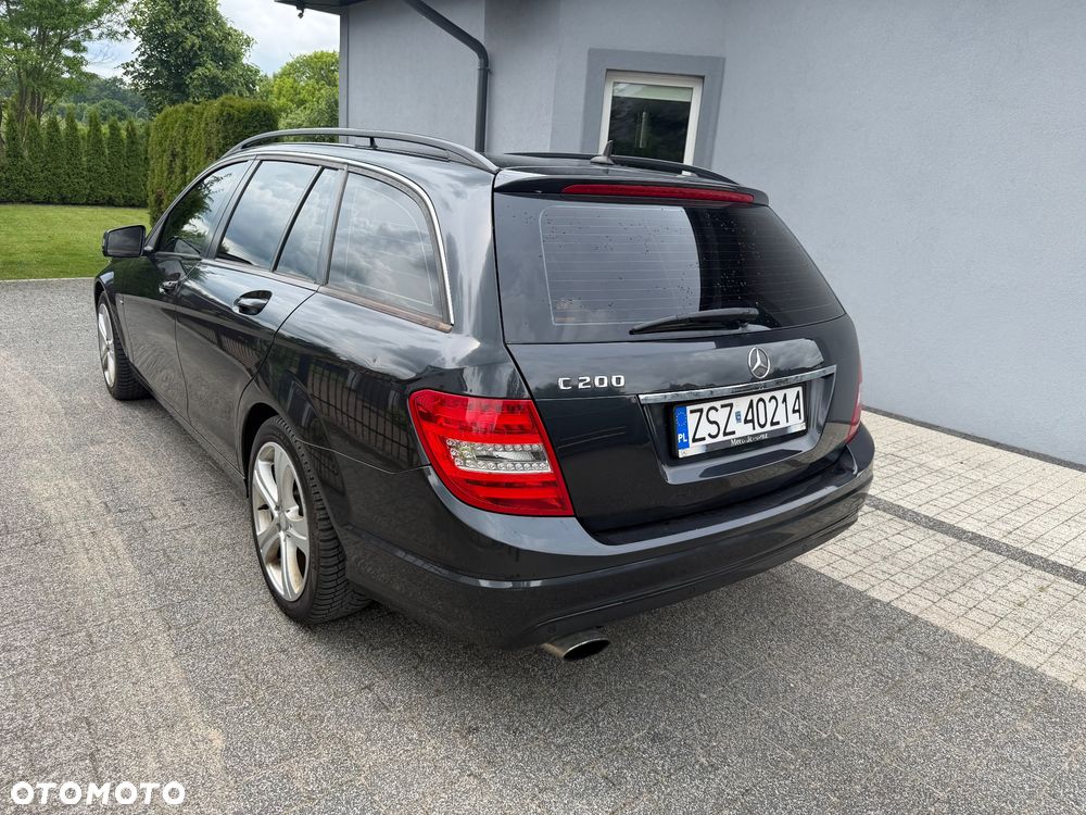 Mercedes-Benz Klasa C 200 (BlueEFFICIENCY) - 3