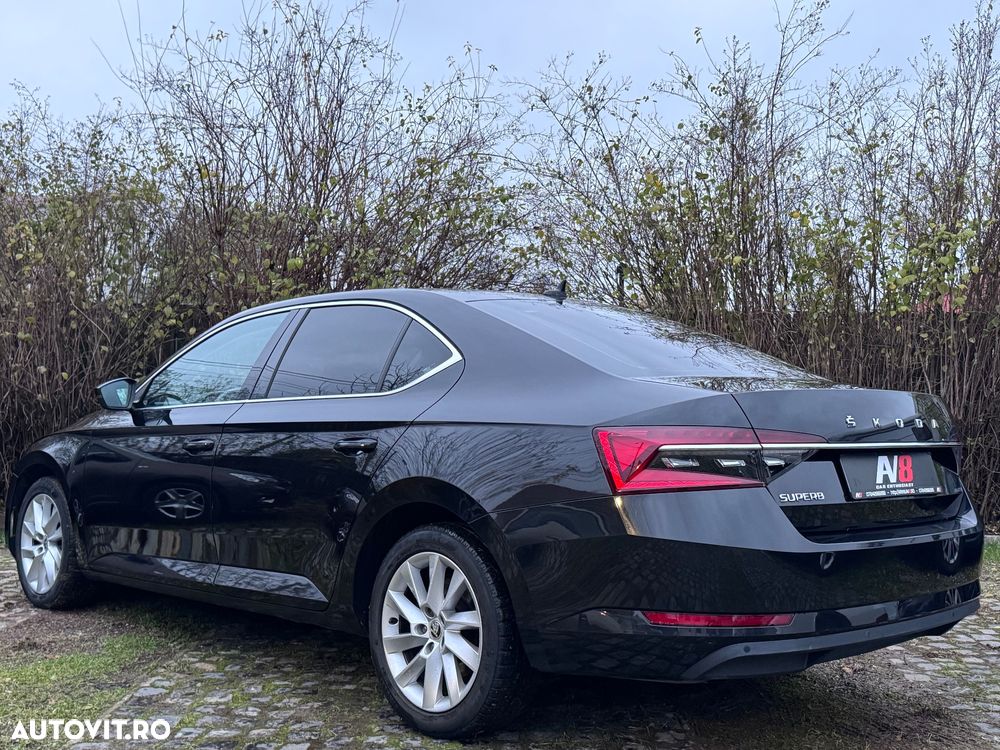 Skoda Superb 2.0 TDI DSG Style - 3