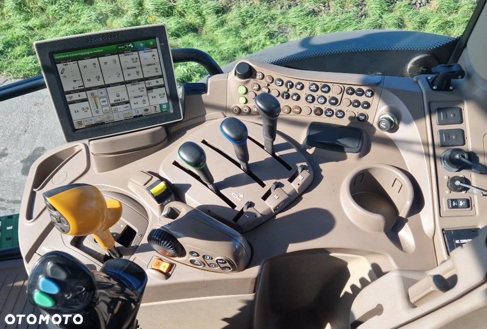 John Deere 6145R - 5