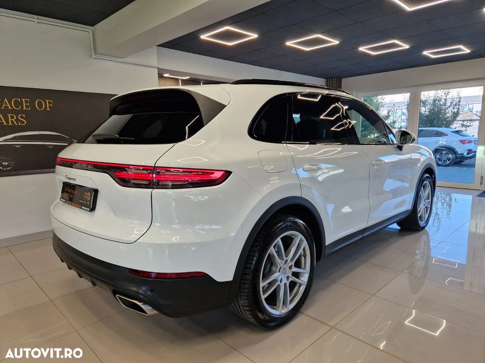 Porsche Cayenne Tiptronic S - 2