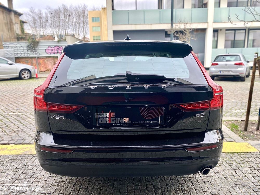 Volvo V60 2.0 D3 Momentum Geartronic - 8