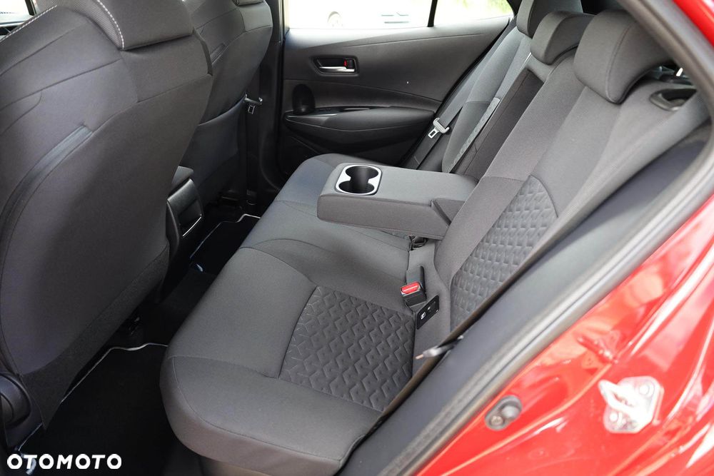 Toyota Corolla 1.8 Hybrid Comfort - 33