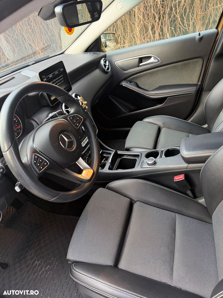 Mercedes-Benz A 160 - 12