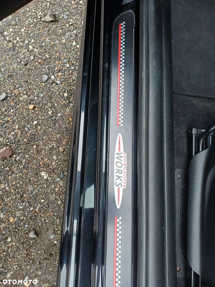 MINI Cooper John Works Trim - 16