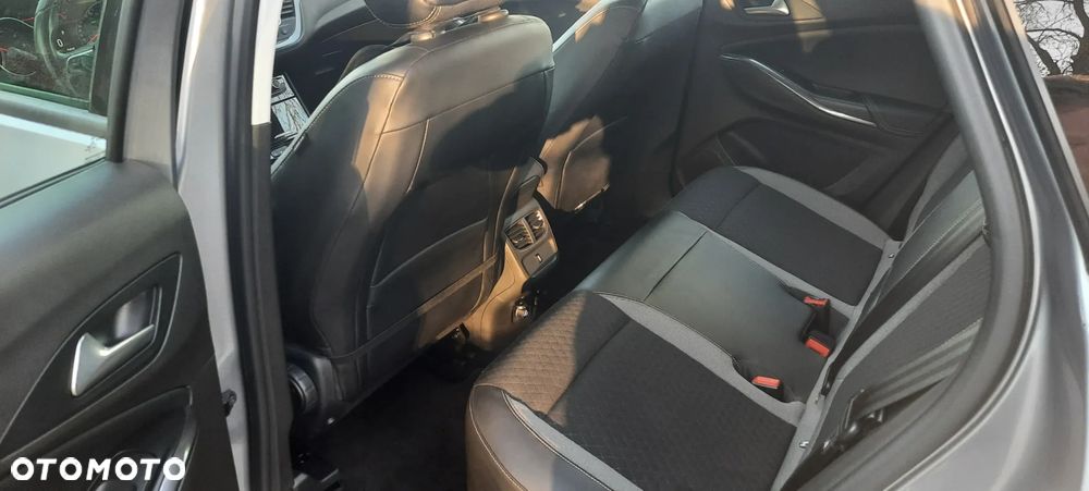 Opel Grandland X - 15