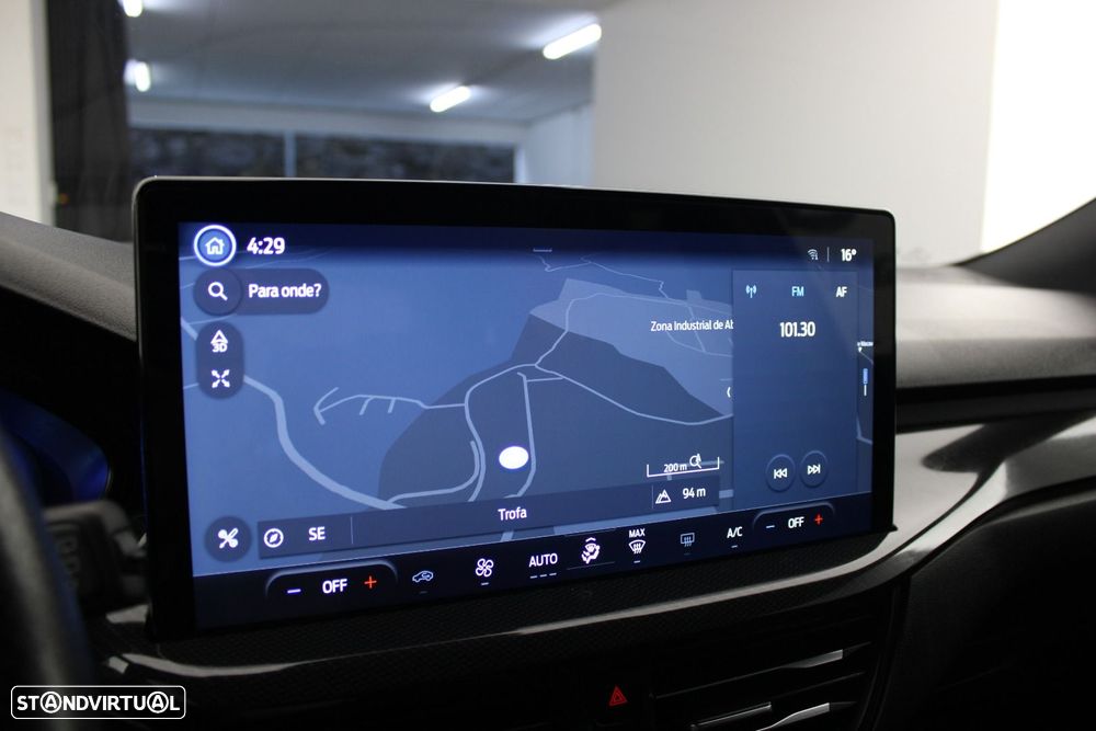 Ford Focus 1.0 EcoBoost MHEV ST-Line - 16