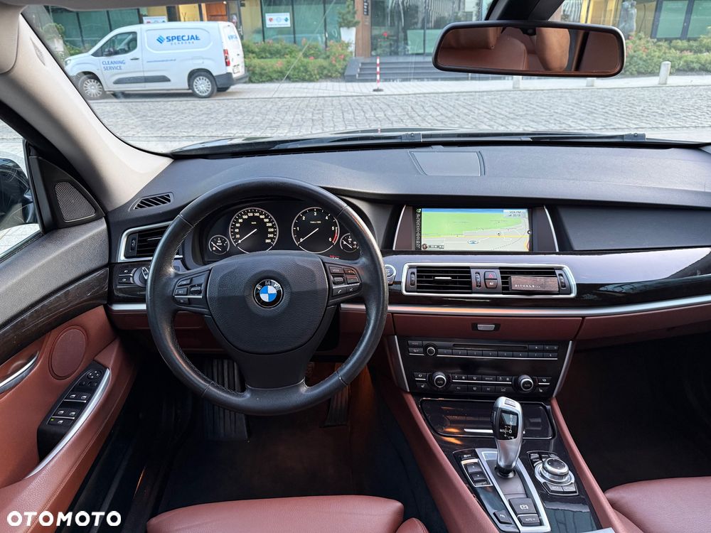 BMW 5GT 520d - 14