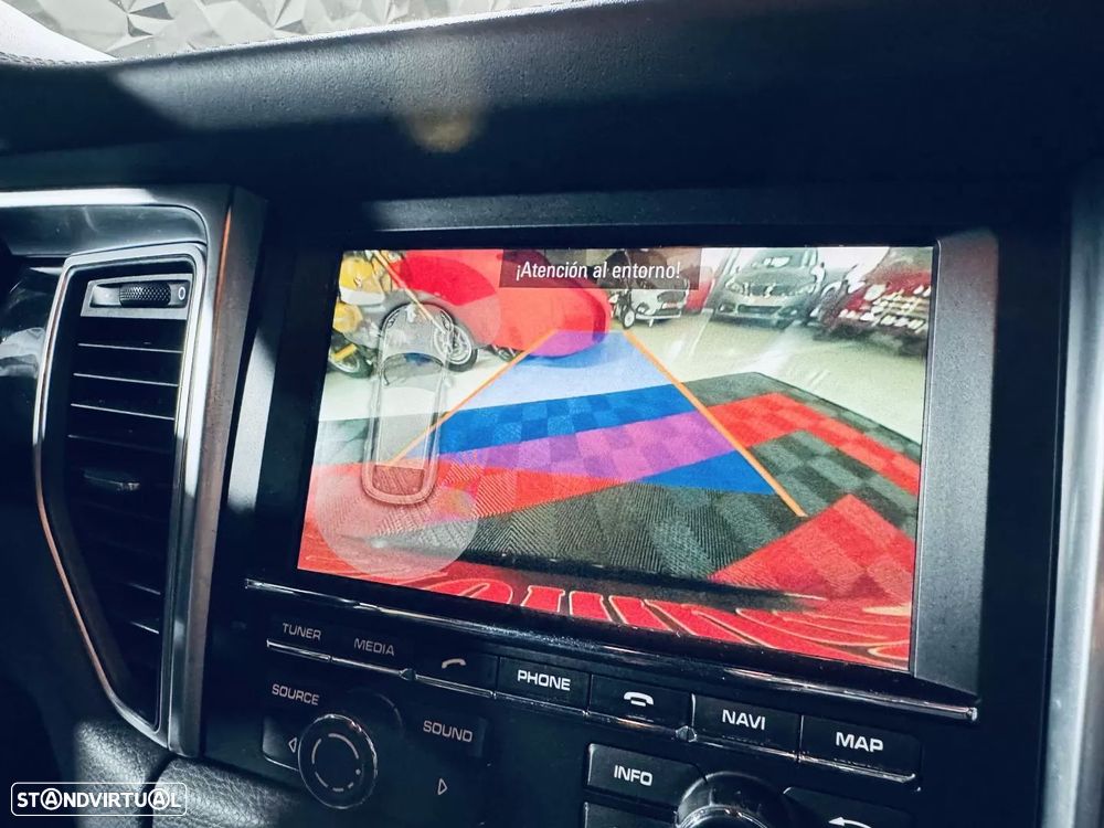 Porsche Macan S - 32