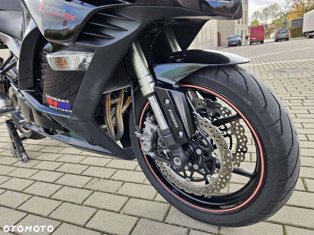 Kawasaki Ninja 1000 SX - 12